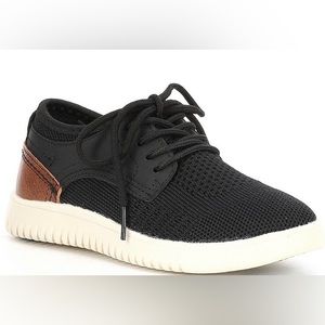 NWOT Steve Madden
Boys' T-Dawes Knit Lace-Up Sneakers